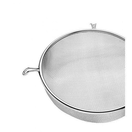 Peneira 18cm Diâmetro Por 32,5cm Comprimento Coar Polvilhar em Aço Inox